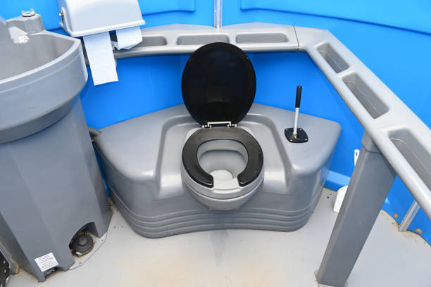 Best Portable restroom trailer rental  in Oak Hill, OH